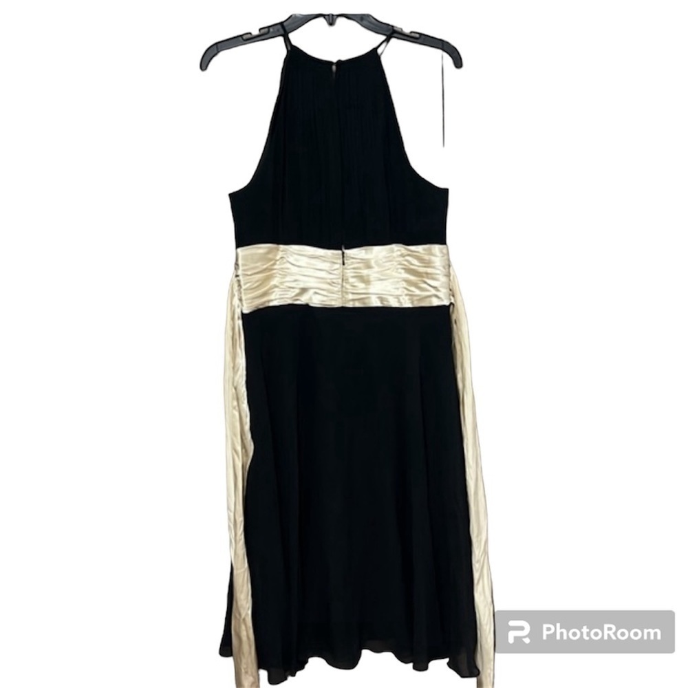 Maggy London Silk Halter Neck Dress - Picture 2 of 9